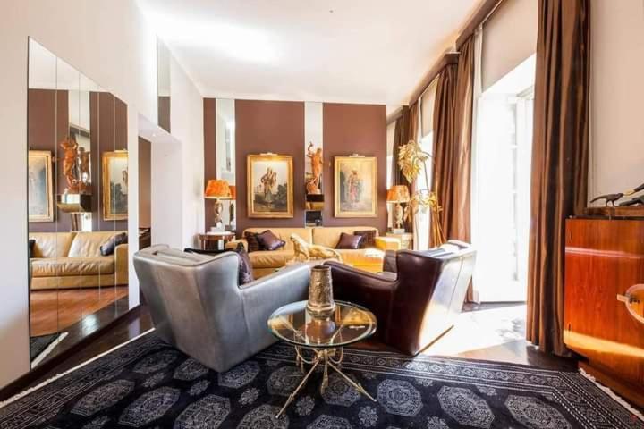 Realty Company Pantheon Apartment *