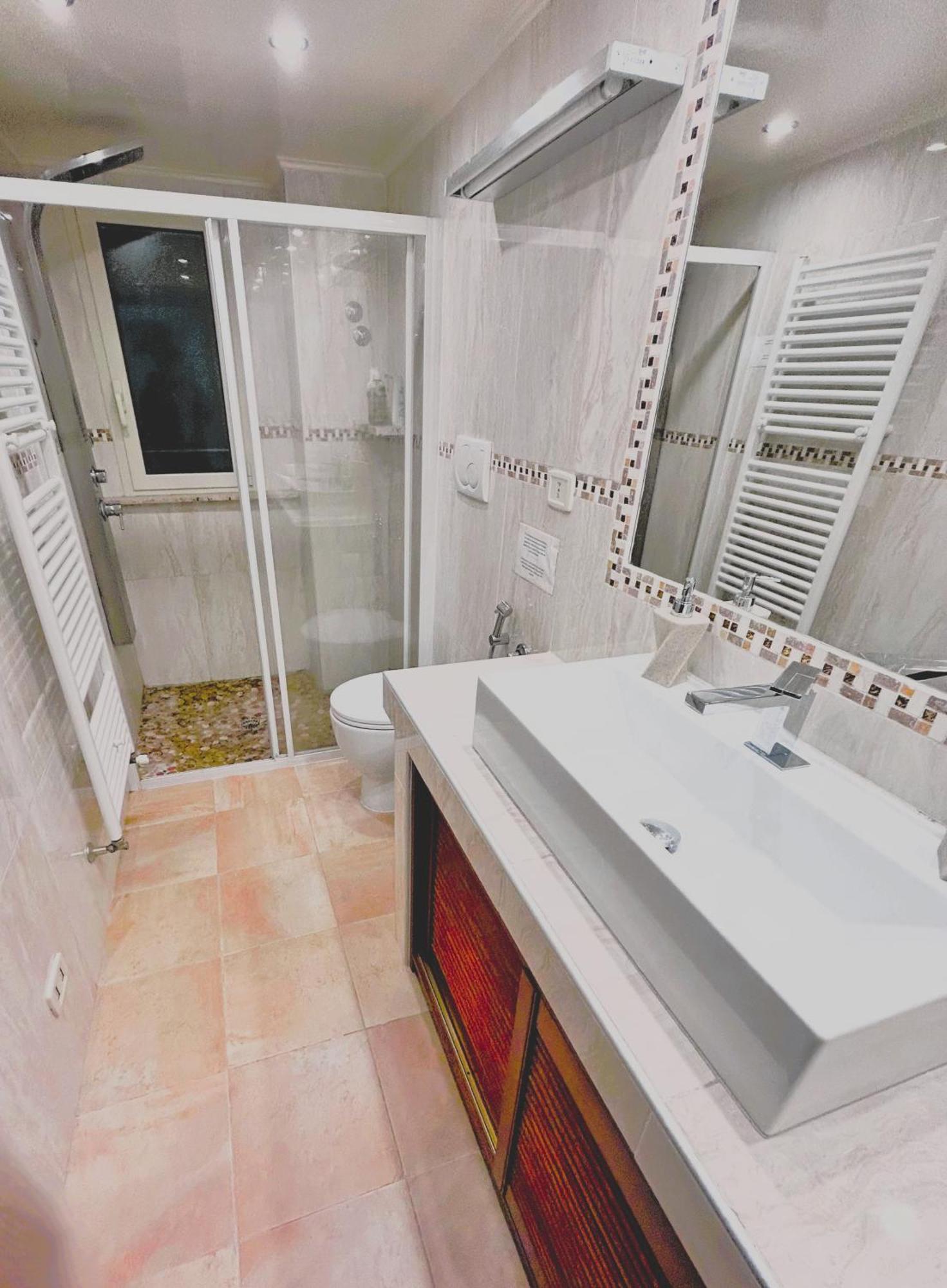 Realty Company Pantheon * Rome